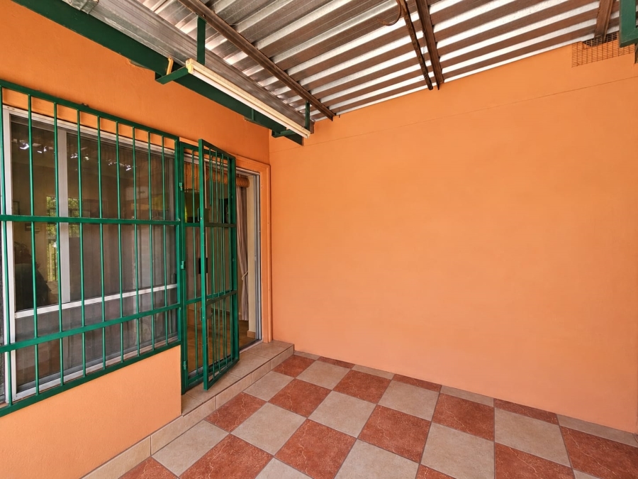 To Let 4 Bedroom Property for Rent in Kathu Northern Cape